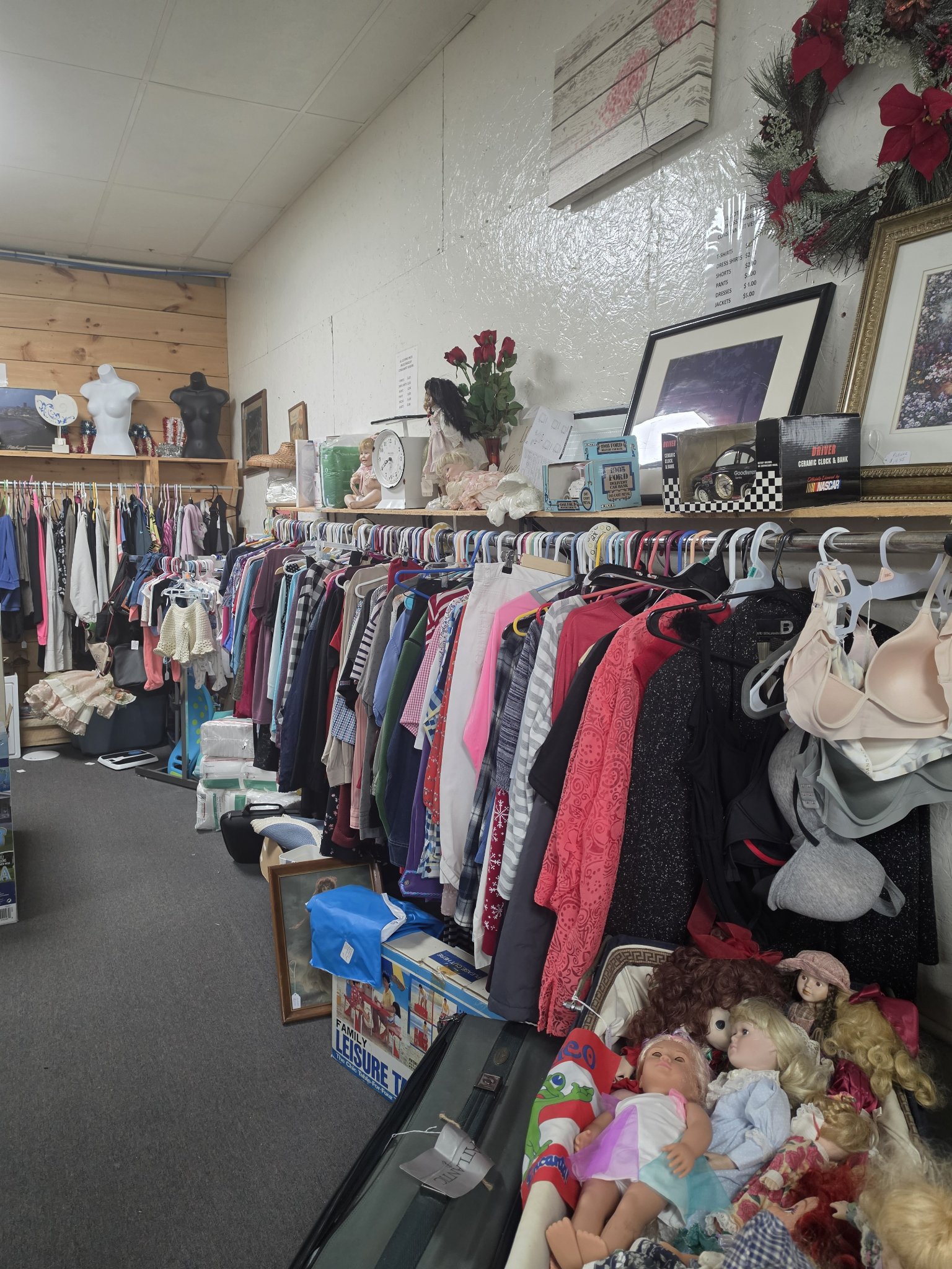 Clothing clearance racks